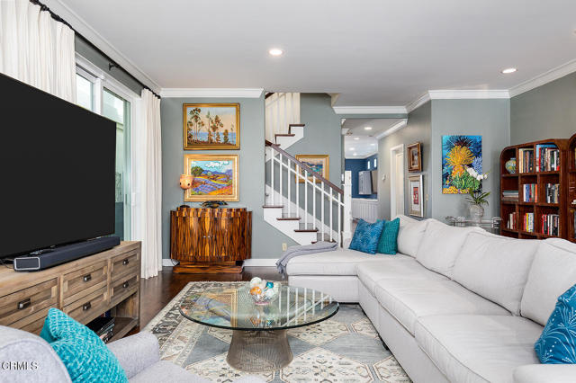 411 22nd Street, Huntington Beach CA: https://media.crmls.org/mediaz/aaedd564-7f04-44c9-803d-5d888151a1d5.jpg