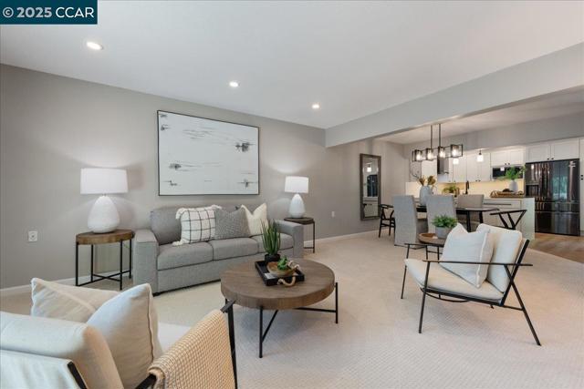 2749 Pine Knoll Dr., Walnut Creek CA: https://media.crmls.org/mediaz/aaee00c9-3f4e-4fae-a034-e93bfbfc547e.jpg