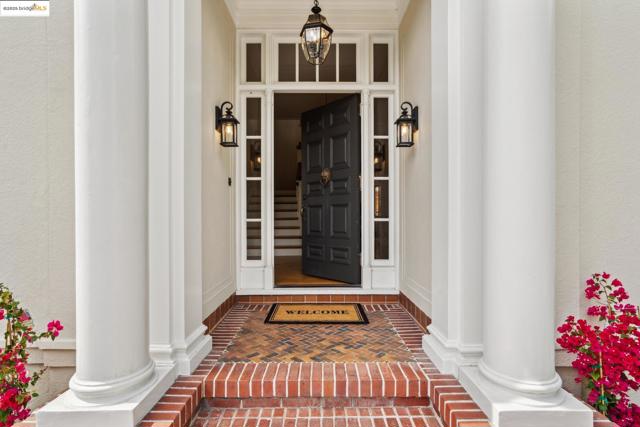 Image 2 of 56 For 858 Rosemount Rd