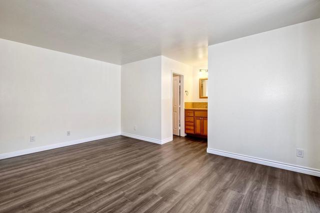 4260 6Th Ave, San Diego CA: https://media.crmls.org/mediaz/aaeeac64-79a2-41dc-a3b4-07f6ad36d14a.jpg