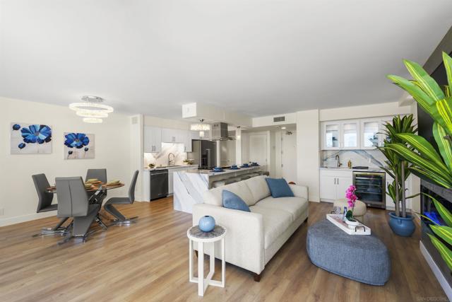 1820 Avenida del Mundo, Coronado CA: https://media.crmls.org/mediaz/aaef46ac-9fbc-45ed-b2d6-9a1edd4b43b5.jpg