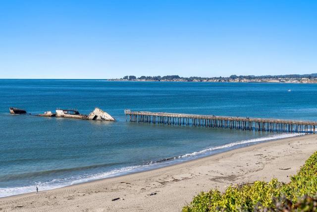 734 Seacliff Drive, Aptos CA: https://media.crmls.org/mediaz/aaef515d-ae8a-4119-a39f-e1e68ecbe559.jpg