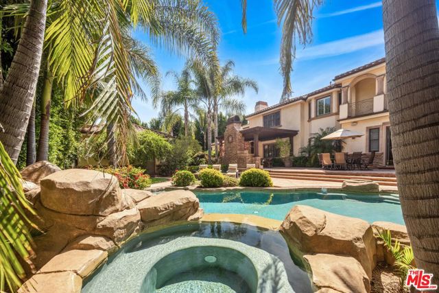 14933 Sutton Street, Sherman Oaks CA: https://media.crmls.org/mediaz/aaef76ad-c50c-4b68-b383-7d7c2ff73e87.jpg