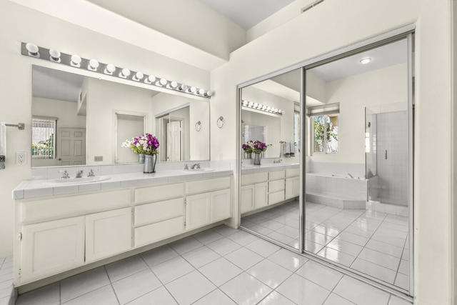 Image 22 of 36 For 29379 Trancas Drive
