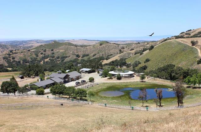350 San Benancio Road, Salinas CA: https://media.crmls.org/mediaz/aaf25363-c981-4cff-b40f-6591631ed157.jpg