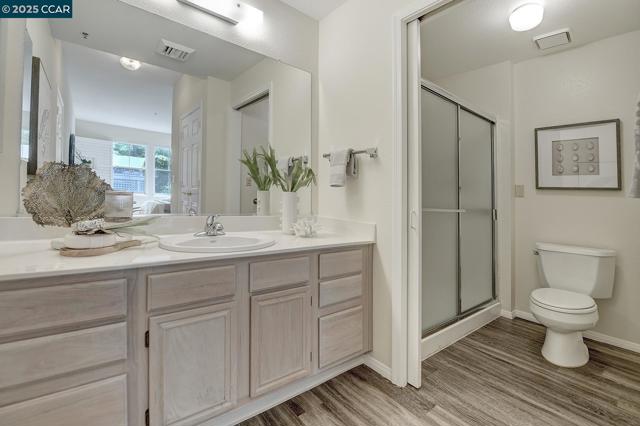 1860 Tice Creek, Walnut Creek CA: https://media.crmls.org/mediaz/aaf39505-cdf6-4cfe-b23d-e9f7bfa77bba.jpg