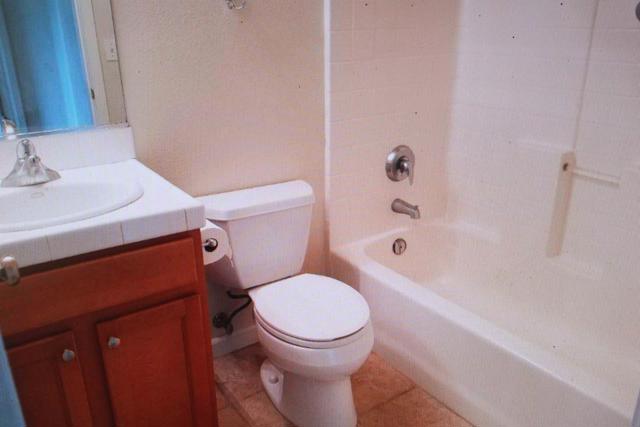 310 Carmel Avenue, Marina CA: https://media.crmls.org/mediaz/aaf52939-acdb-4145-990a-b01d50c2a75b.jpg