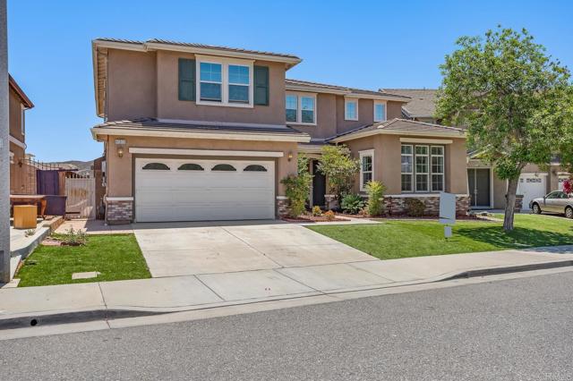 41013 Sunsprite St, Lake Elsinore CA: https://media.crmls.org/mediaz/aaf58add-5b3a-45a3-a84e-5279e36ae74f.jpg