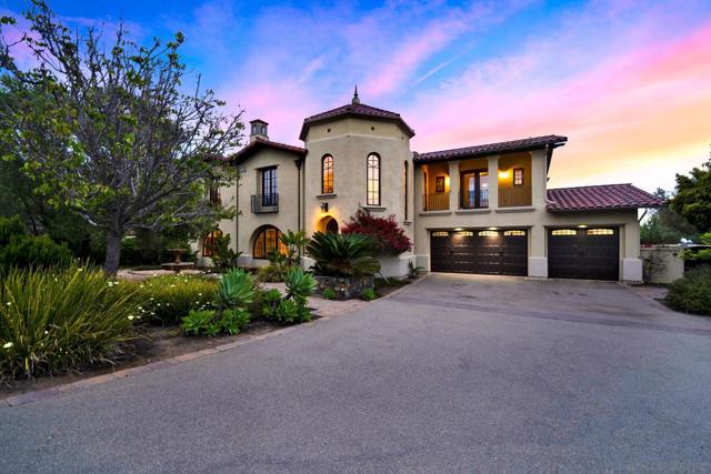 7727 Via Zafiro, San Diego CA: https://media.crmls.org/mediaz/aaf6751a-39bf-4098-b9dd-01728a974e09.jpg
