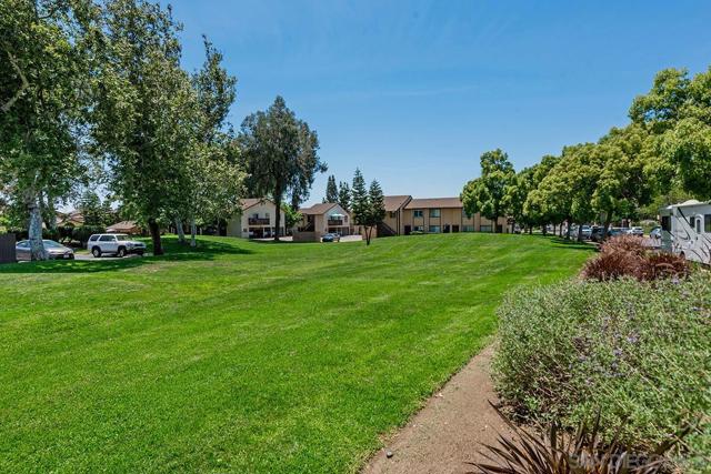 10158 Carefree Drive, Santee, California 92071, 2 Bedrooms Bedrooms, ,1 BathroomBathrooms,Townhouse,For Sale,Carefree Drive,250000379SD