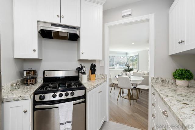 850 856 Olive Avenue, Coronado CA: https://media.crmls.org/mediaz/aaf720dd-1dc7-4245-8689-848502a1041f.jpg