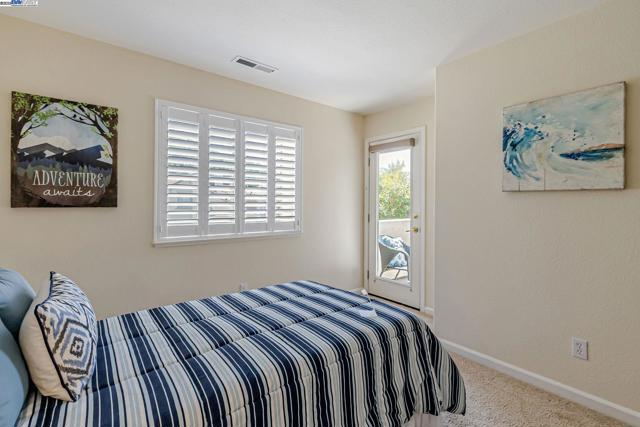 1657 Via Cortina, San Jose CA: https://media.crmls.org/mediaz/aaf7bbf9-bb3f-443f-8687-7dde67bba111.jpg