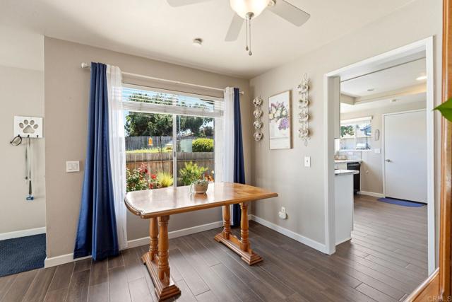 Detail Gallery Image 12 of 34 For 1106 Corral, Escondido,  CA 92026 - 2 Beds | 2 Baths