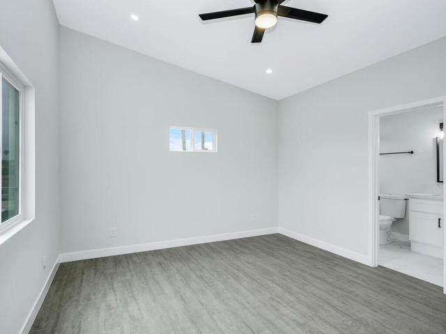 Image 13 of 33 For 1064 11th Street  Unit #1