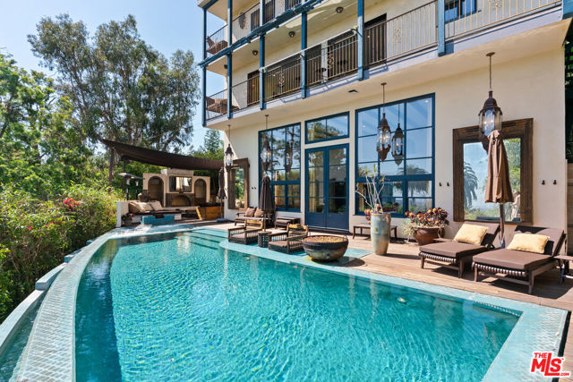 9140 St Ives Drive