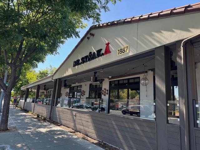 1111 Arnott Way, Campbell CA: https://media.crmls.org/mediaz/aaf9de0e-dad1-4d1c-a6b3-07d2ee7a040e.jpg