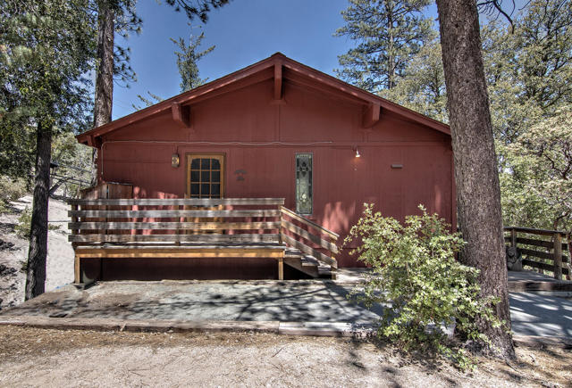 Image 2 for 53080 Walters Dr, Idyllwild, CA 92549