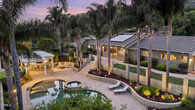 590 Alosta Drive, Camarillo CA: https://media.crmls.org/mediaz/aafb7093-f2cc-4652-86ce-1df0a8e1d42c.jpg