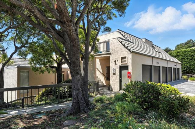 451 Roberts Road, Pacifica CA: https://media.crmls.org/mediaz/aafbc52d-053e-4273-8fe3-e1f2017abd01.jpg