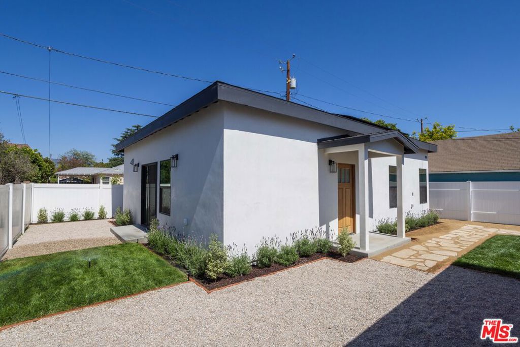 824 N Lima StreetBurbank img 7