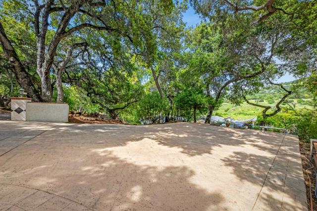 17480 Hoot Owl Way, Morgan Hill CA: https://media.crmls.org/mediaz/aafc87cb-bace-4959-9a2d-2d57b73d9802.jpg