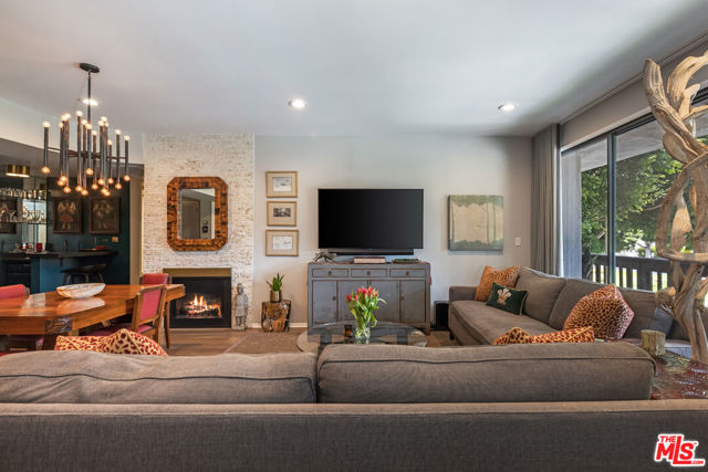 8871 Burton Way, 101 photo 6