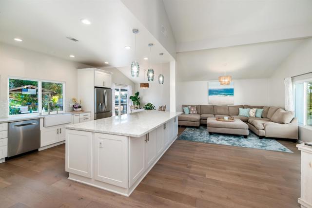 Detail Gallery Image 9 of 40 For 3101 Levante St, Carlsbad,  CA 92009 - 4 Beds | 3 Baths