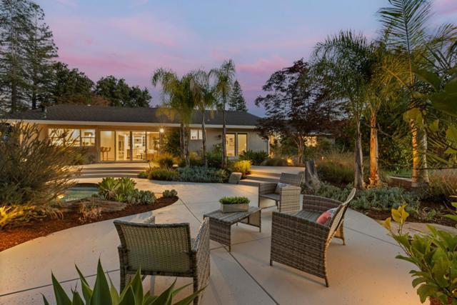 17583 Daves Avenue, Monte Sereno CA: https://media.crmls.org/mediaz/aafed1a4-f258-45b0-986d-7e48a74d1b8e.jpg