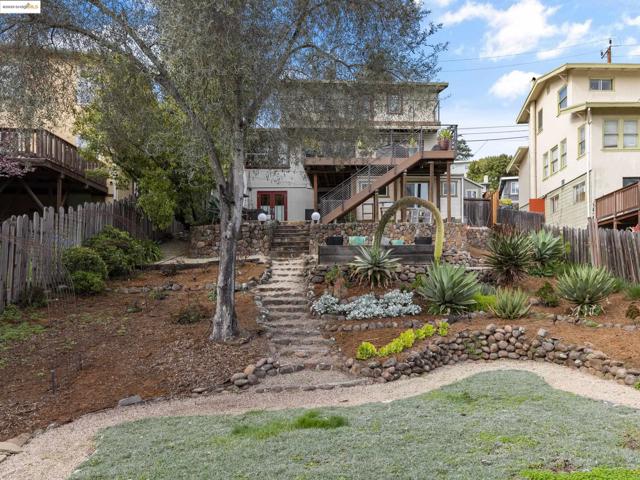 Image 15 of 18 For 769 Santa Ray Ave