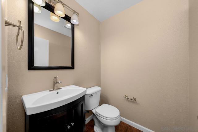 4210 Porte De Palmas, San Diego CA: https://media.crmls.org/mediaz/ab00294b-d2f8-445a-ae69-9ee0a3553fbb.jpg
