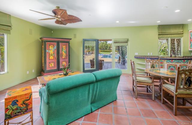 4843 La Jacaranda, Rancho Santa Fe CA: https://media.crmls.org/mediaz/ab004888-9fba-4096-8e1a-fd1bfd13cb73.jpg