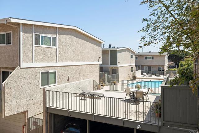 2200 Vanderbilt Lane, Redondo Beach, California 90278, 2 Bedrooms Bedrooms, ,3 BathroomsBathrooms,Residential,Sold,Vanderbilt,PTP2202500