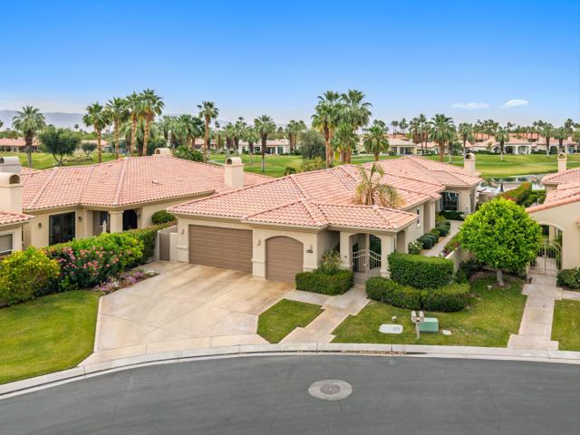 55208 Big, La Quinta CA: https://media.crmls.org/mediaz/ab03c6a4-3966-4321-a9d7-e2df7ea33d5c.jpg