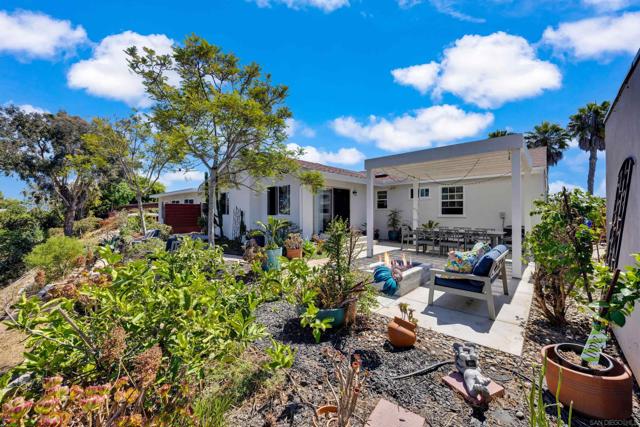 3467 Shawnee Rd, San Diego CA: https://media.crmls.org/mediaz/ab0444af-554e-411d-acac-c6f4ea3051a9.jpg