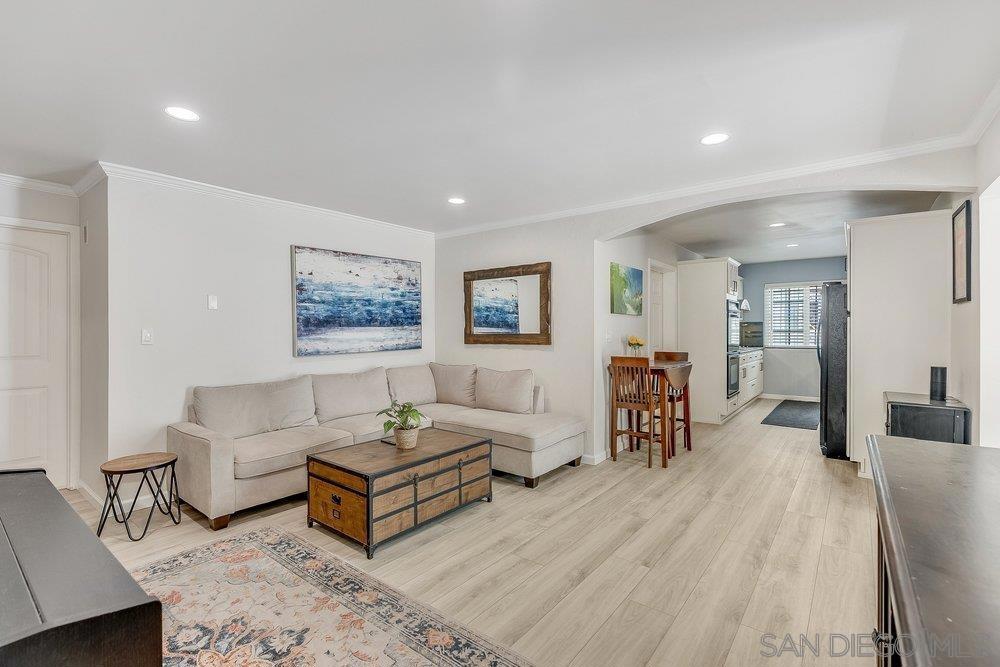 711 Island Ct - photo 12