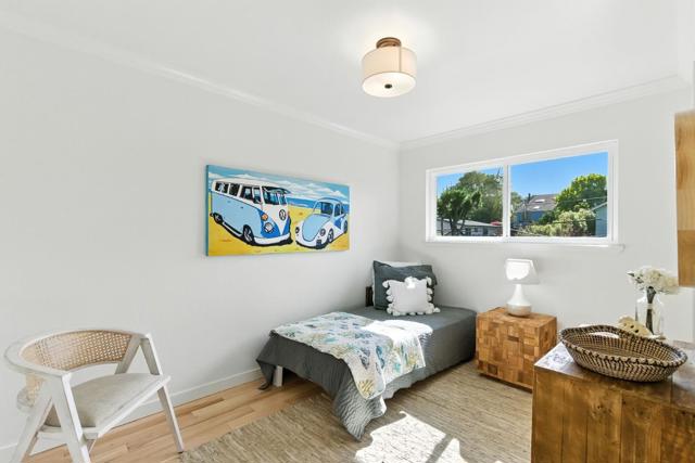 422 Avenue Portola, El Granada CA: https://media.crmls.org/mediaz/ab04ee67-498a-4f0c-8039-143056472d29.jpg