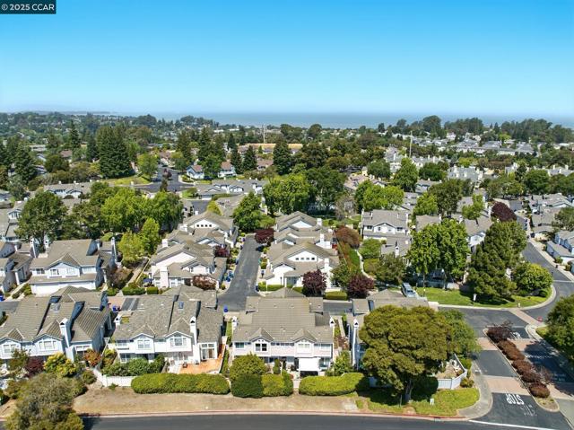 214 S Wildwood, Hercules CA: https://media.crmls.org/mediaz/ab0522f4-8923-4182-a41f-111faa6fc213.jpg
