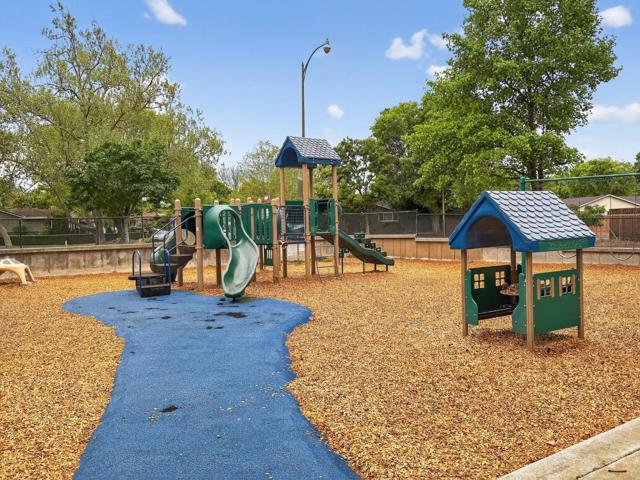 2467 Nightingale Drive, San Jose CA: https://media.crmls.org/mediaz/ab055b78-128a-471e-8c23-8f0094ca0d16.jpg