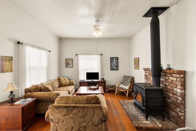 54800 Lonoak Road, King City CA: https://media.crmls.org/mediaz/ab058c87-5637-4a5a-81e9-b6075451b7ae.jpg