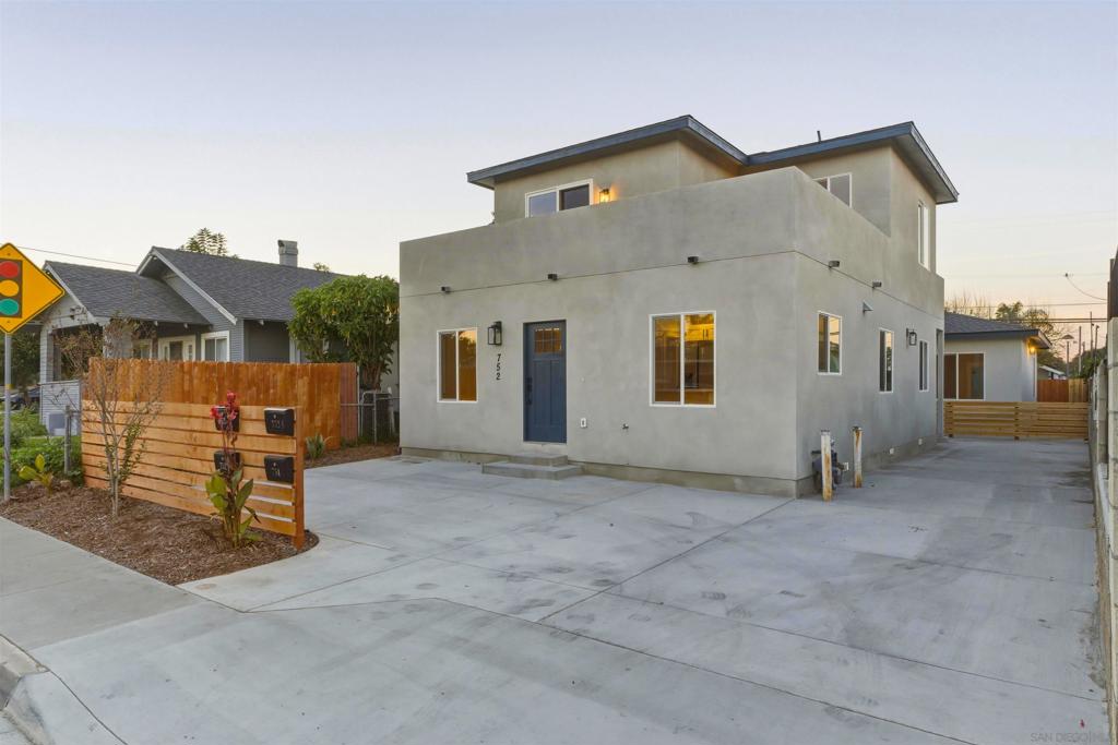 752 9th Ave - photo 2