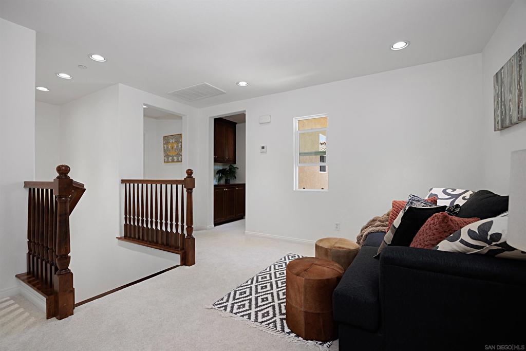 MLS #250043082SD image #19