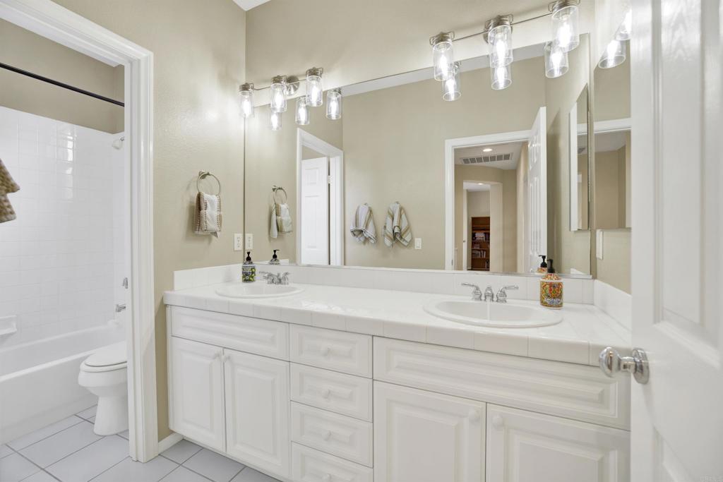 1551 Fairway - photo 19