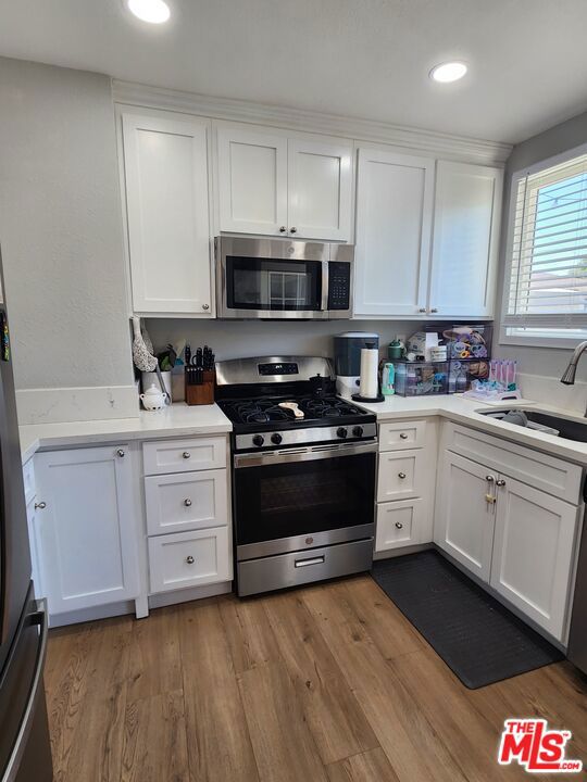 1733 E 123rd Street, Los Angeles CA: https://media.crmls.org/mediaz/ab06dbde-8809-44a8-a905-09b4206cd4fb.jpg