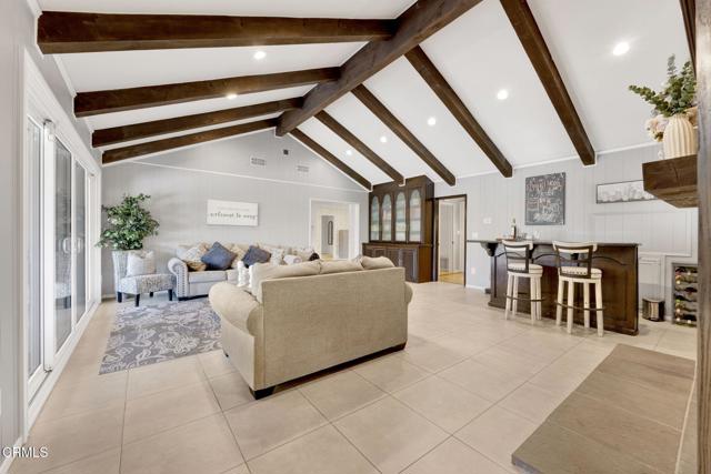 Detail Gallery Image 17 of 50 For 9816 Calvin Avenue, Northridge,  CA 91324 - 6 Beds | 4/2 Baths