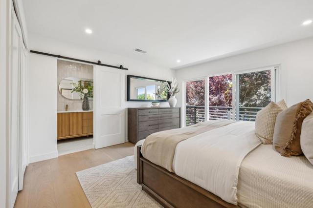 3706 Laurel Way, Redwood City CA: https://media.crmls.org/mediaz/ab072c32-db30-418e-abf7-31510e86ad5c.jpg