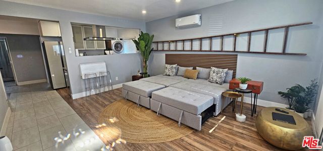 24242 Pine Street, Newhall CA: https://media.crmls.org/mediaz/ab07419a-bb59-4be5-92c7-6b8332df45ae.jpg