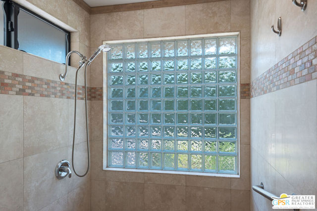 2795 Alondra Way, Palm Springs CA: https://media.crmls.org/mediaz/ab07daab-edc4-4b8f-a228-d9f26a6ee545.jpg