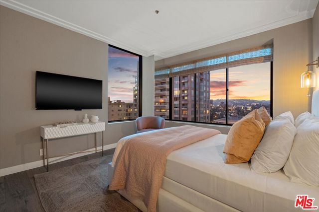 10724 Wilshire Boulevard, Los Angeles CA: https://media.crmls.org/mediaz/ab080108-f1de-470a-843a-dc4f81a695f7.jpg