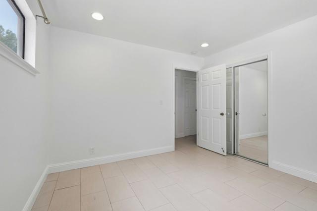 21564 Mary Alice Way, Los Gatos CA: https://media.crmls.org/mediaz/ab09145f-08b5-4df4-a605-811546837dbe.jpg