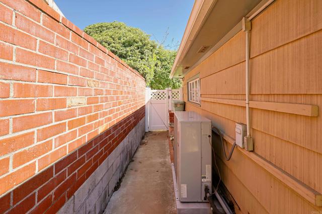 Detail Gallery Image 49 of 62 For 4350 68th Street, La Mesa,  CA 91942 - 3 Beds | 2 Baths